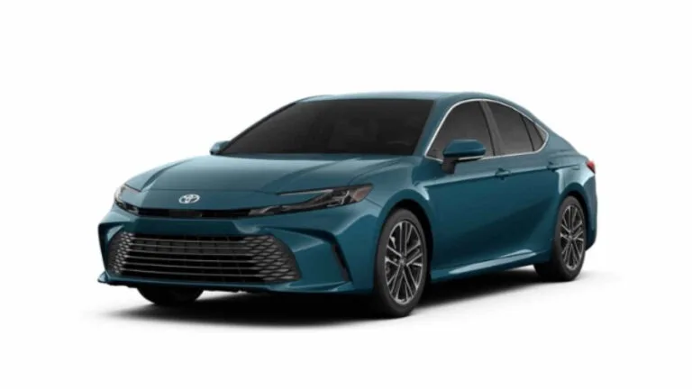2025-Toyota-Camry